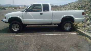 2000 GMC Sonoma Extended Cab (2 doors)